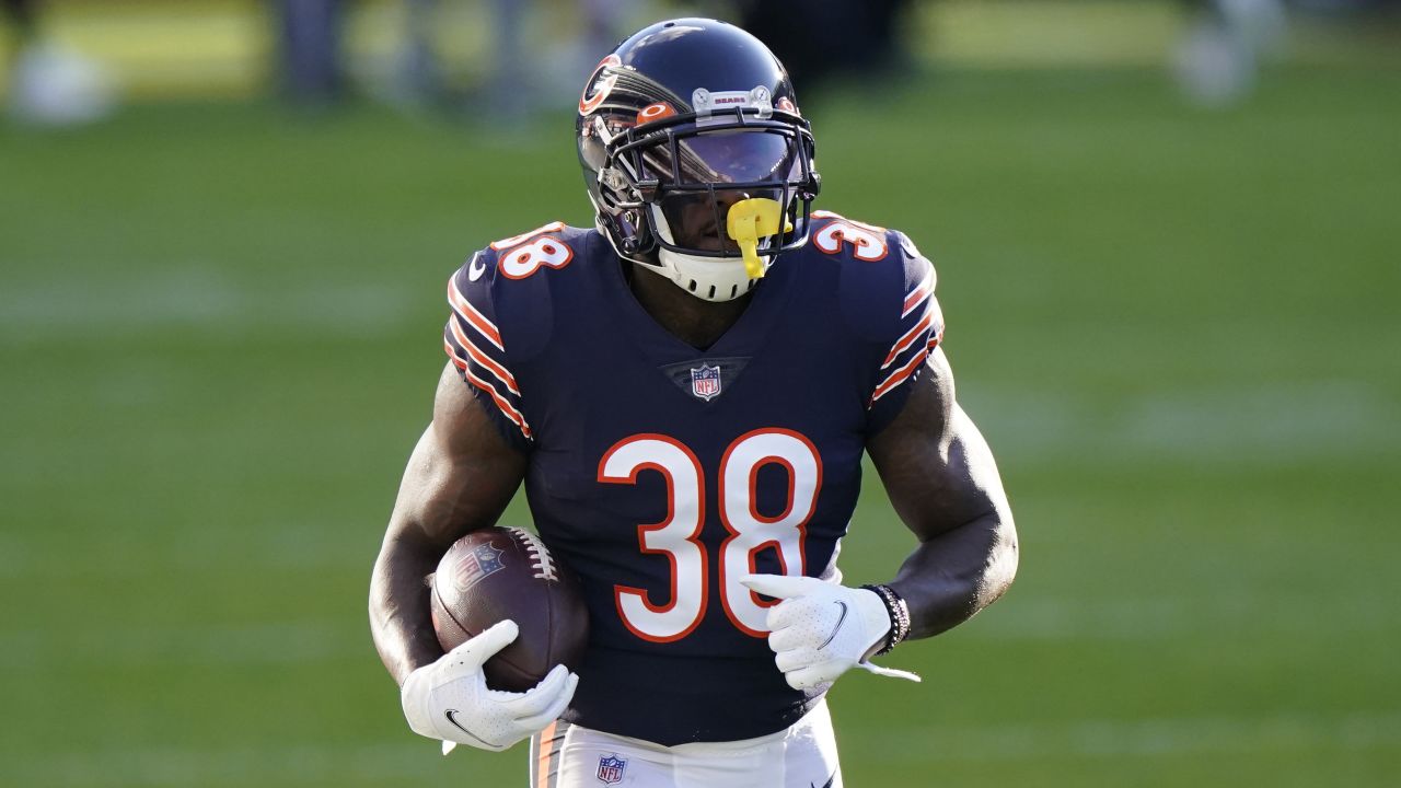 It's Chicago Bears Game Day! Tune in to Trevis Gipson's prime time