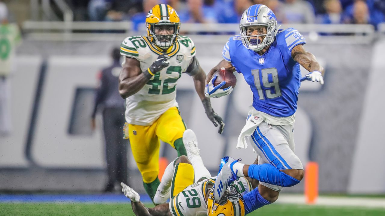 Detroit Lions 17-35 Green Bay Packers: Aaron Jones scores four touchdowns,  three from Aaron Rodgers passes, NFL News