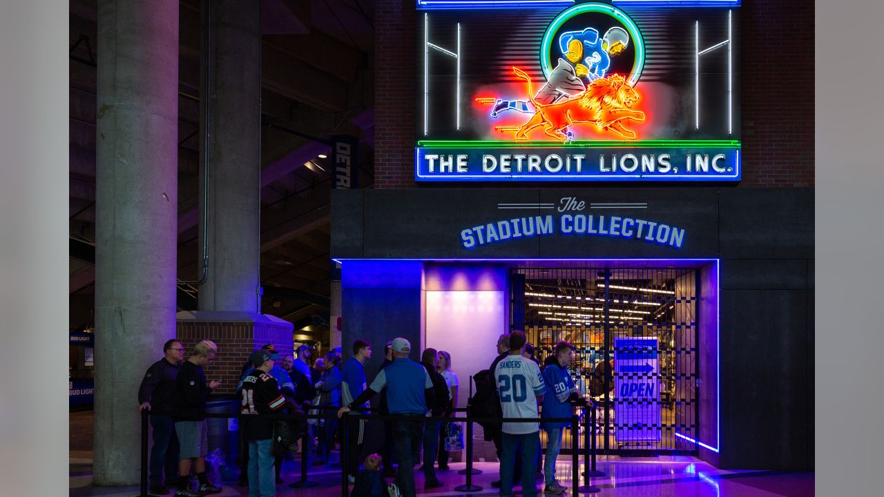 2018 Detroit Lions Season Ticket Member Packaging by R. Biederman