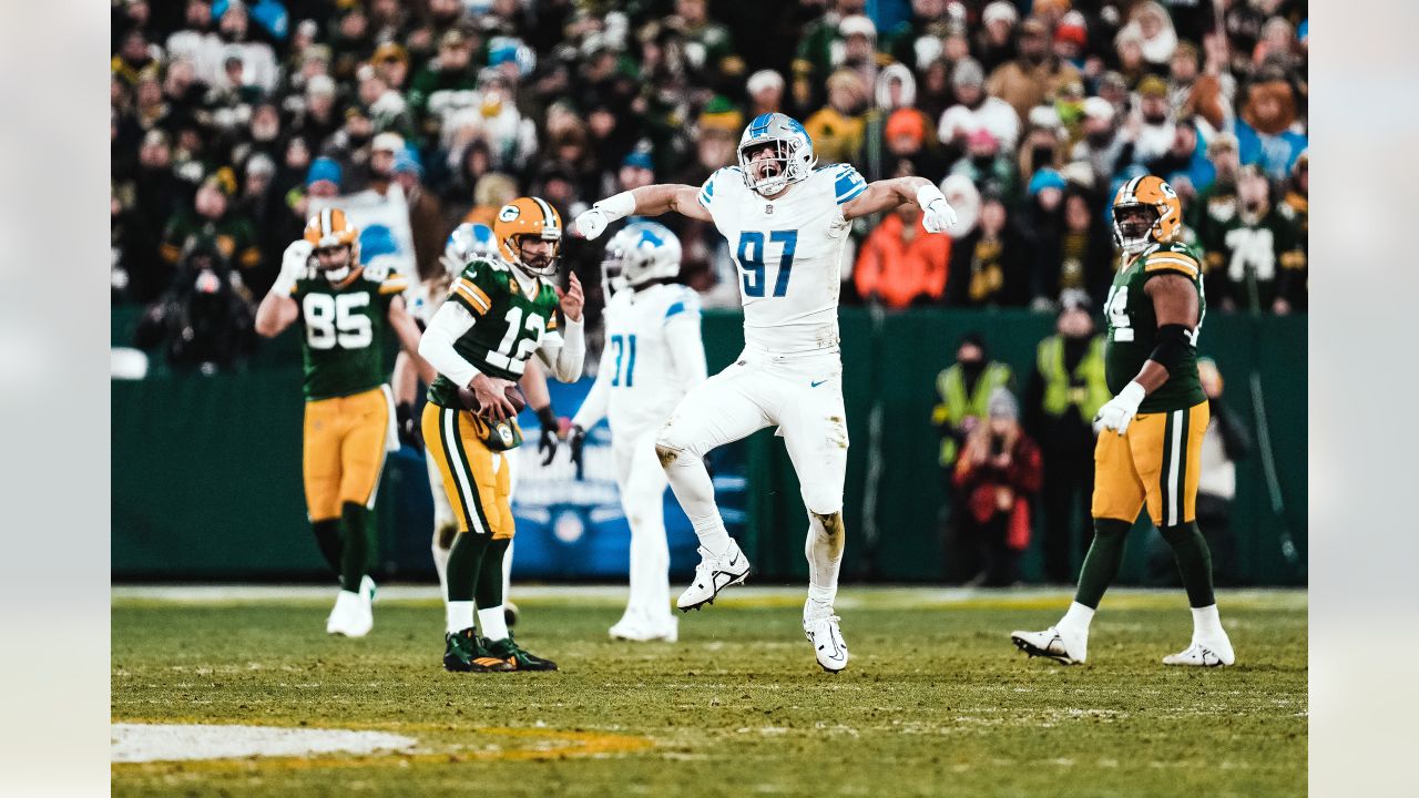 Detroit Lions: T.J. Hockenson living up to the hype early