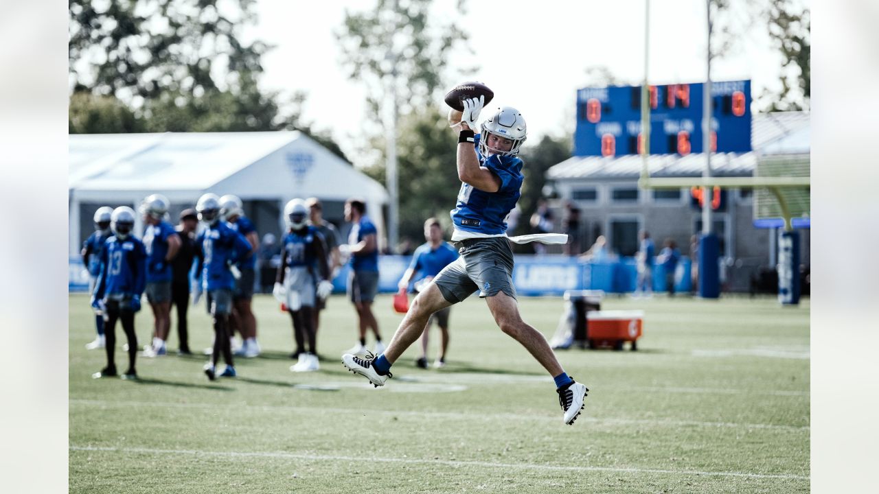 ALLEN PARK, MI - JULY 30: Detroit Lions Jahlani Tavai linebacker (51)  during practice at Detroit Lions training camp on July 30, 2021 at Lions  Practice Facility in Allen Park, MI (Photo