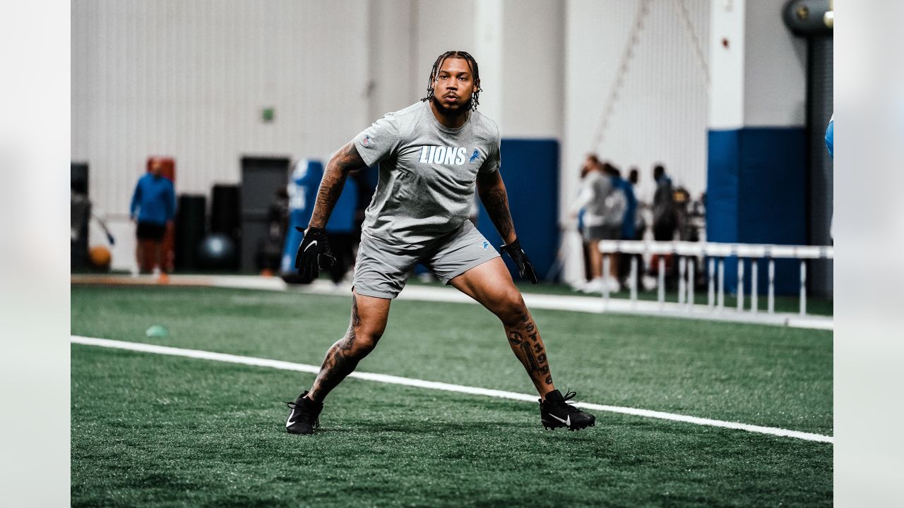 ALLEN PARK, MI - AUGUST 03: Detroit Lions LB Josh Woods (51), Detroit Lions  LB Jarrad Davis (40), Detroit Lions LB Anthony Pittman (57), and Detroit  Lions LB Derrick Barnes (55) in