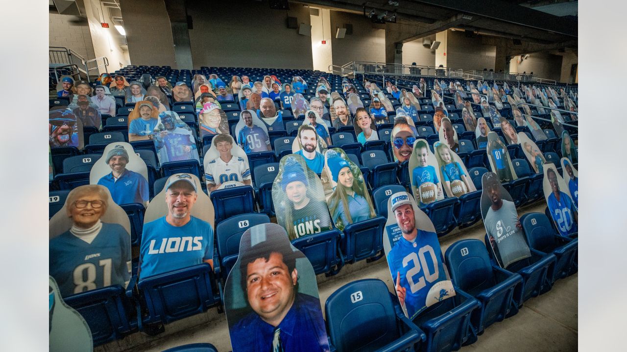 Eagles offering fans cardboard cutouts of themselves for home games