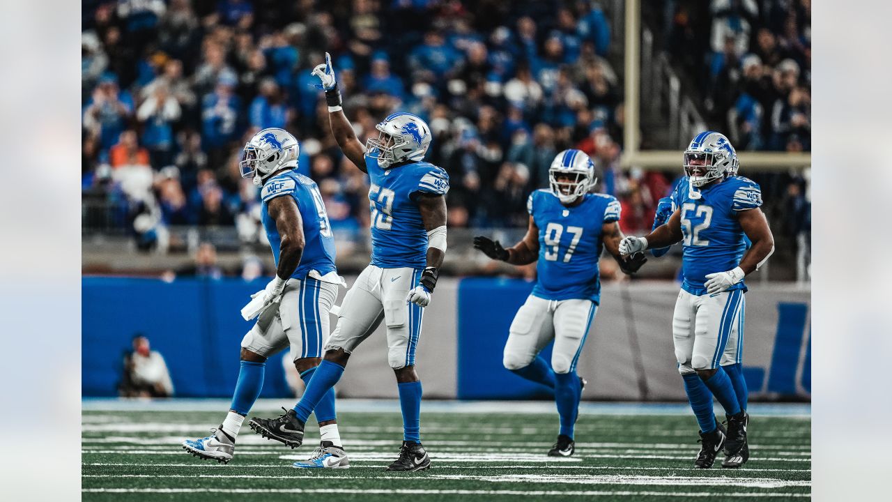 Detroit Lions notes: 'Pro' Charles Harris working to regain 2021 form