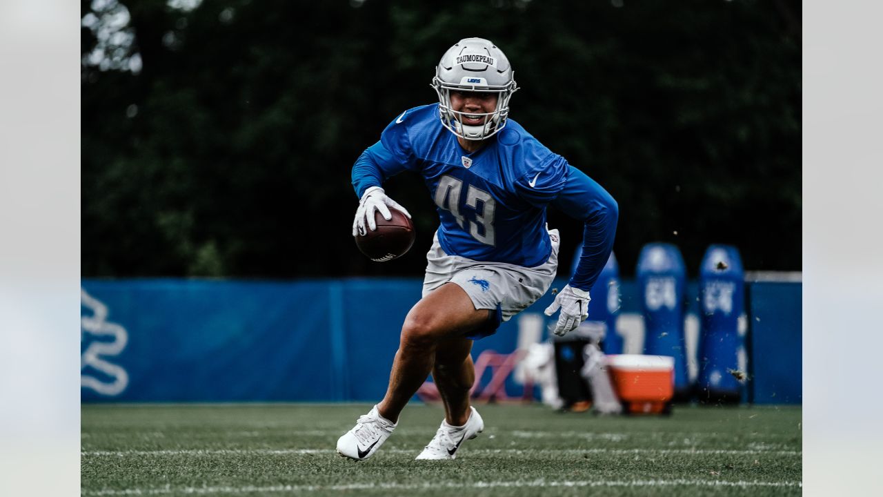 Detroit Lions talk over trade rumors with Tyrell Crosby 