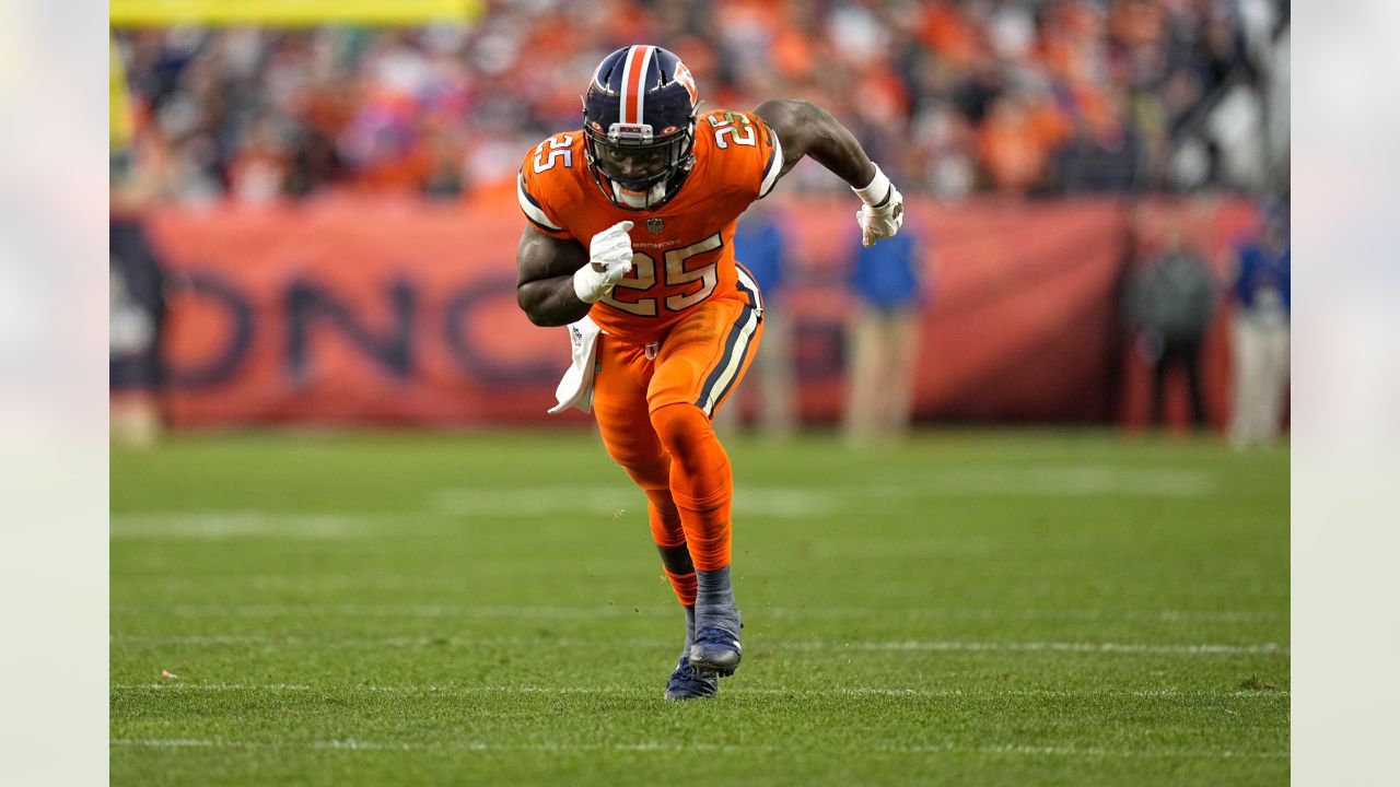 Denver Broncos running back Melvin Gordon (25) runs against the Detroit  Lions during an NFL football game Sunday, Dec. 12, 2021, in Denver. (AP  Photo/Jack Dempsey Stock Photo - Alamy