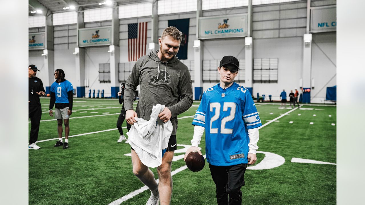 Make-A-Wish Recipient Luke Larson visits Detroit Lions