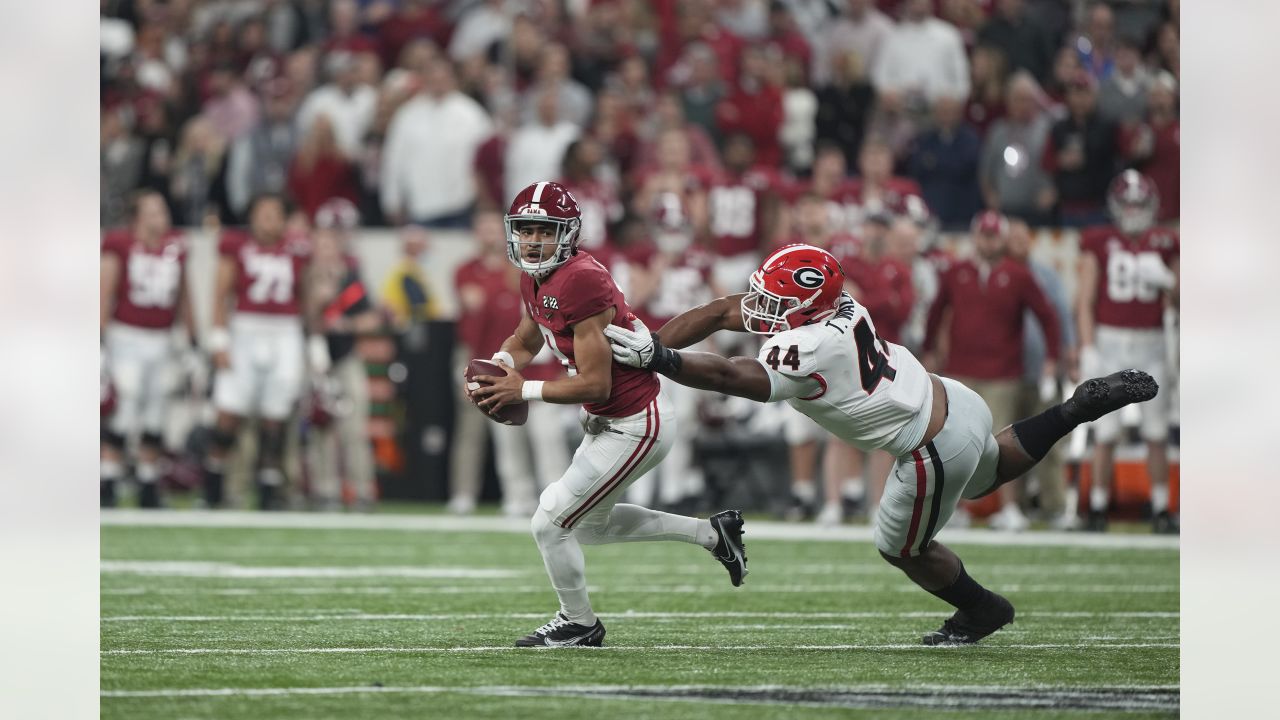 Auburn football defensive draft prospect meets with Super Bowl champions