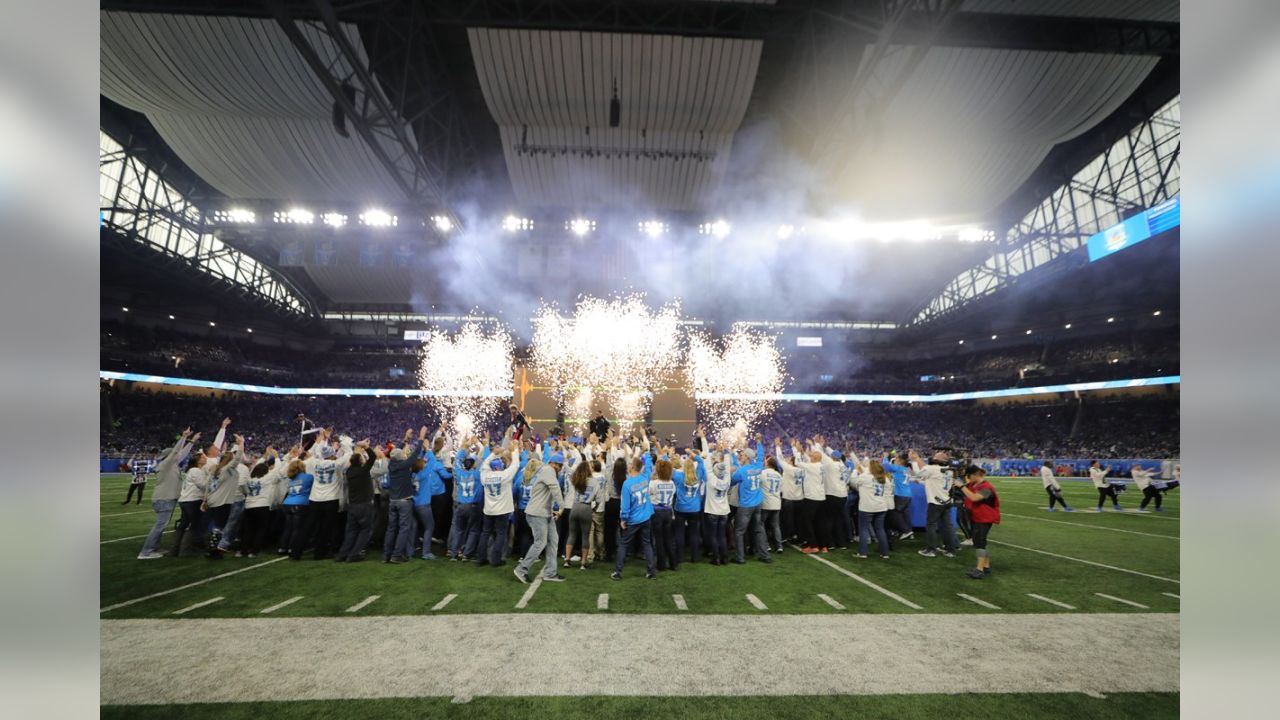 Fans did not like the Thanksgiving halftime show at Ford Field