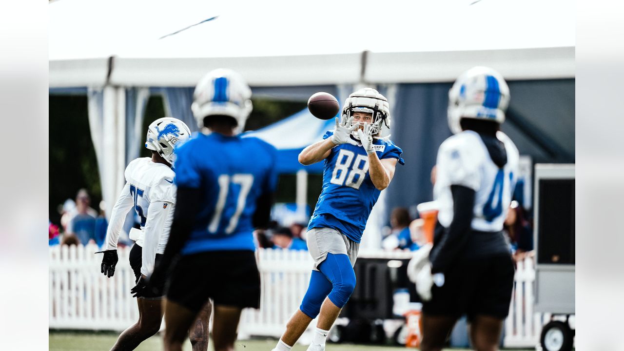 Josh Allen starts fight as tempers flare during first padded practice on  day 6 of training camp (Observations) 