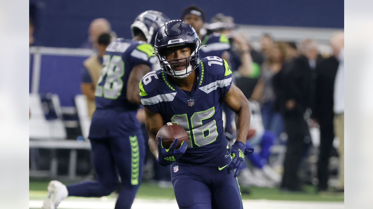 Dee Eskridge ready to make 2022 debut in Seattle Seahawks