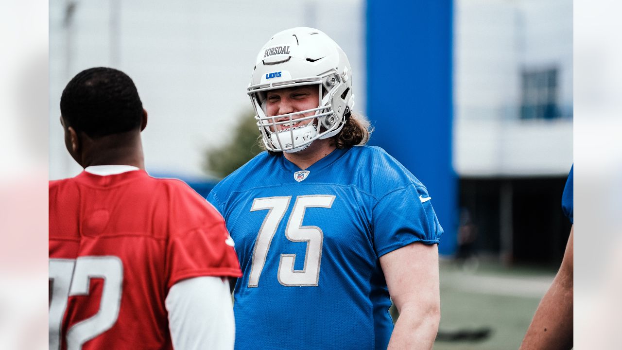 Detroit Lions OL Colby Sorsdal got 'welcome' to NFL from pass rusher he  grew up watching