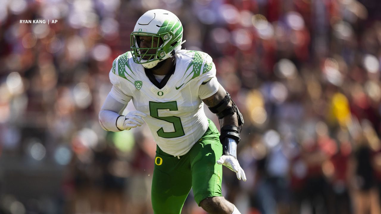 Detroit Lions would draft Oregon Ducks edge rusher Kayvon