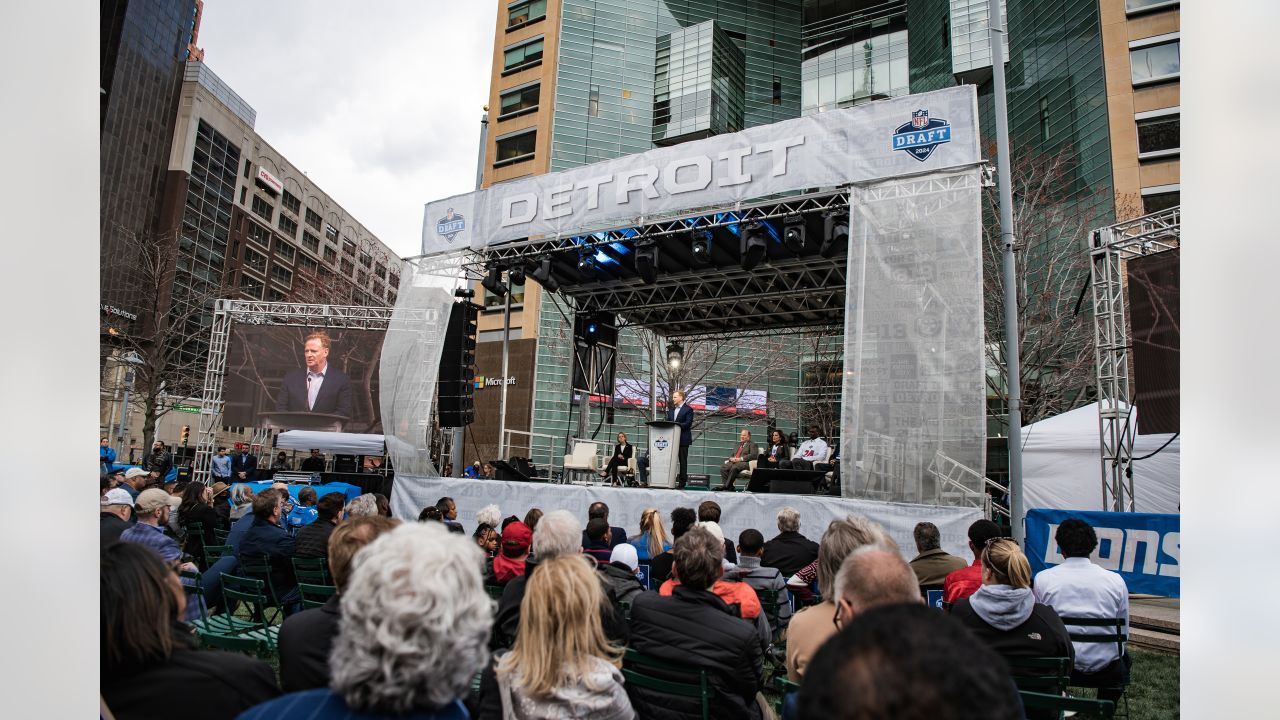 Visit Detroit on X: Join us April 25-27 for the 2024 @NFL Draft in  Detroit! @Lions @detsports