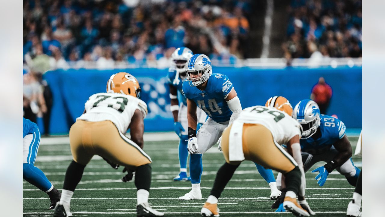 12,450 Packers V Lions Stock Photos, High-Res Pictures, and Images