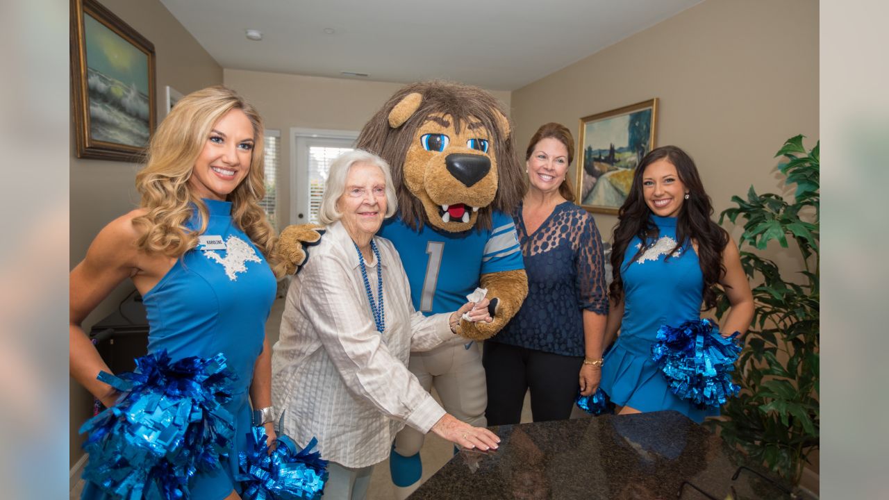 Detroit Lions surprise 94-year-old superfan