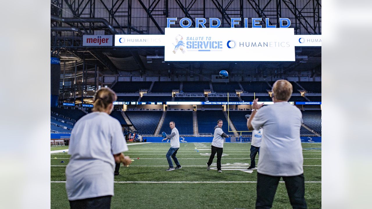 Meijer vaccinates thousands of teachers at Ford Field; some Lions