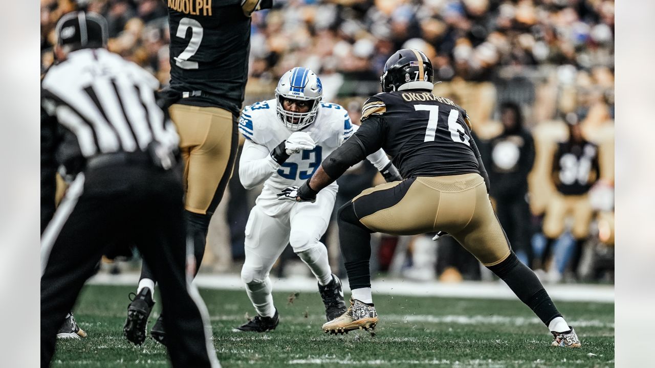 Detroit Lions notes: 'Pro' Charles Harris working to regain 2021 form