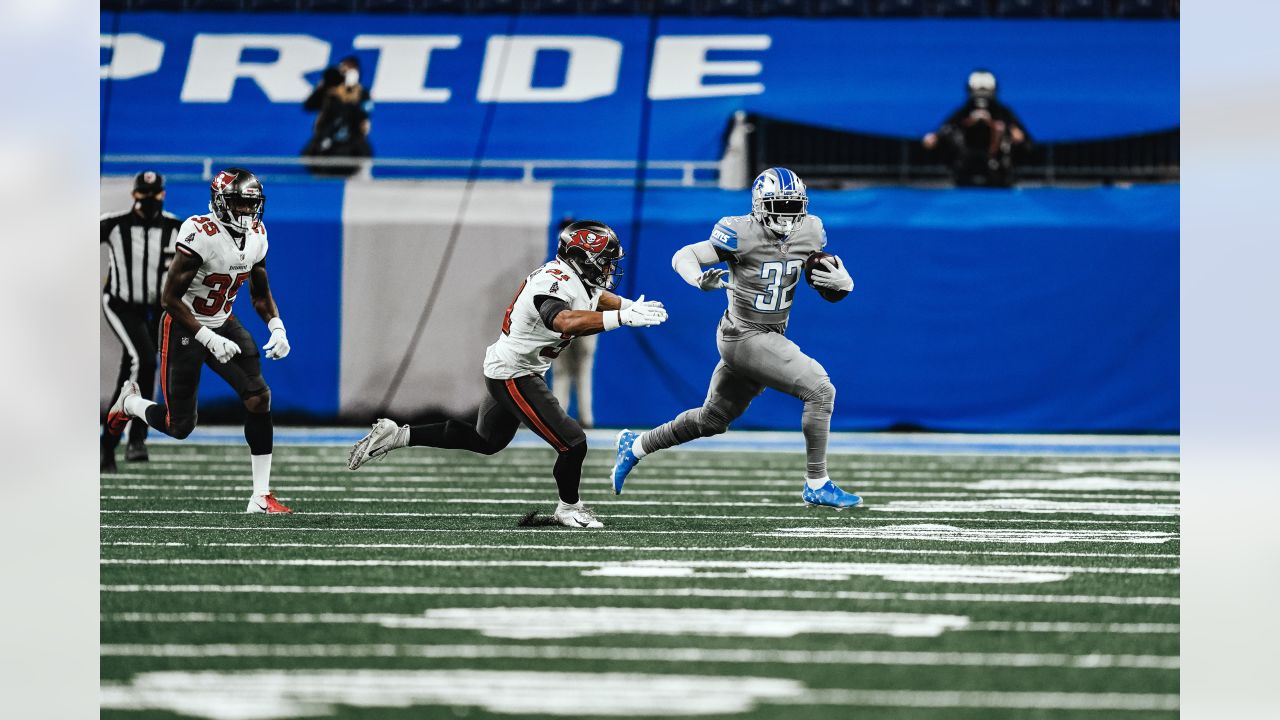 Lions activate TE Brock Wright, S Jalen Elliott from practice squad for  Rams game - Pride Of Detroit