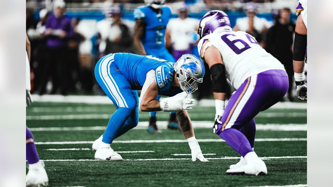 Lions Re-Signing DL John Cominsky 