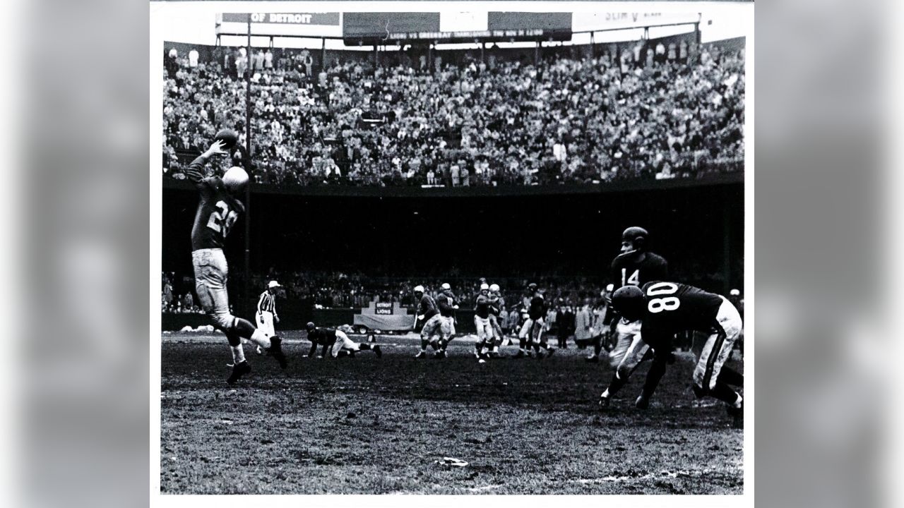 Detroit Lions Hall of Fame safety Jack Christiansen intercepts