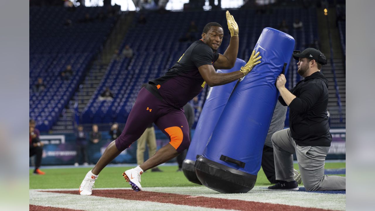 Clelin Ferrell calls Raiders tenure 'blessing' ahead of joint practices -  Sactown Sports