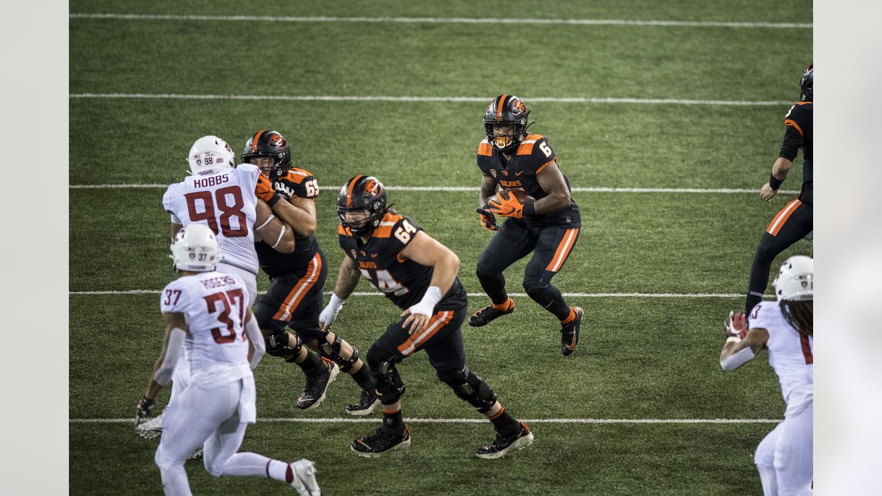 Oregon State running back Jermar Jefferson selected by Detroit