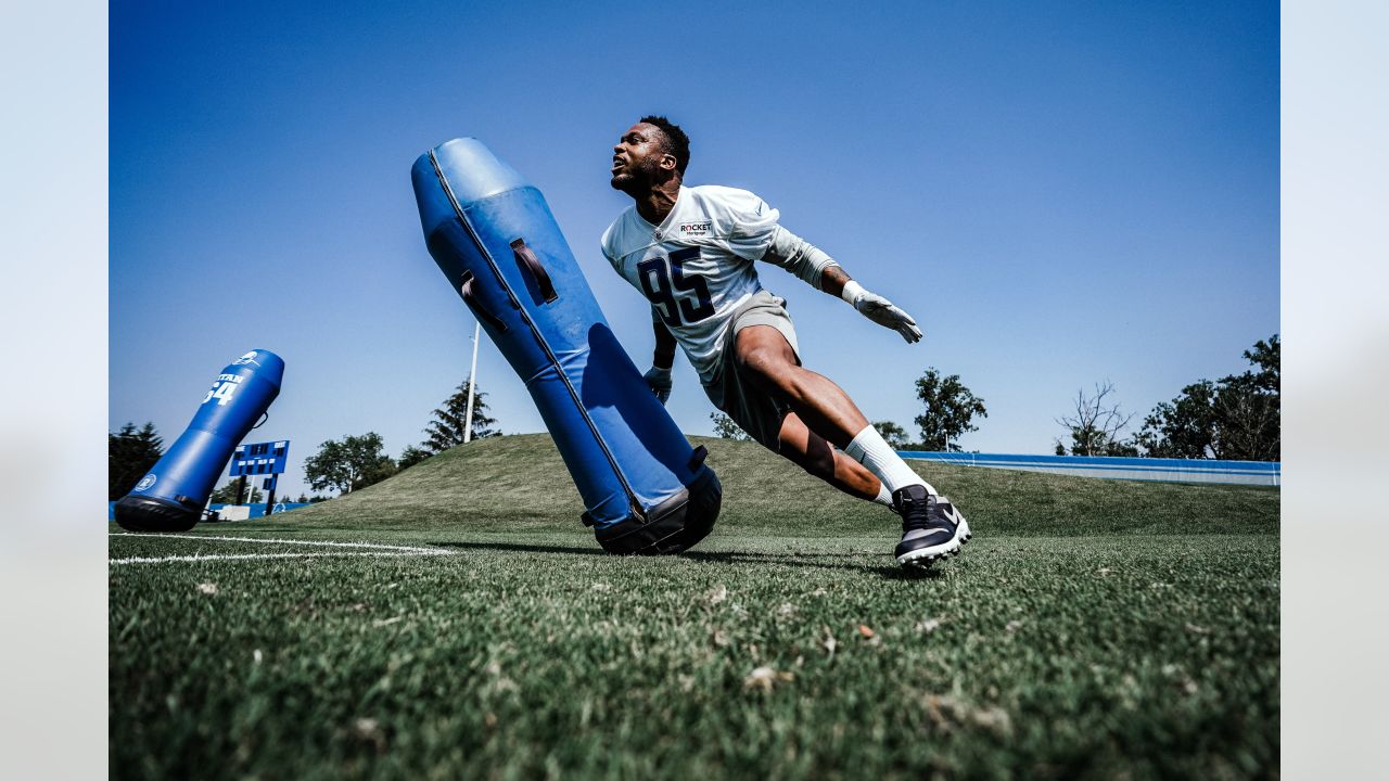 Miami Dolphins and Atlanta Falcons, and New York Giants and Detroit Lions  hold joint practices; Jonathan Taylor leaves Colts training camp; Patriots  sign Trey Flowers - BVM Sports