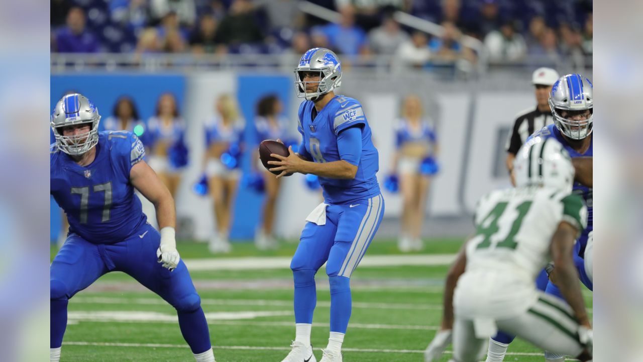 Detroit Lions quarterback Detroit Lions quarterback Matt Cassel (8