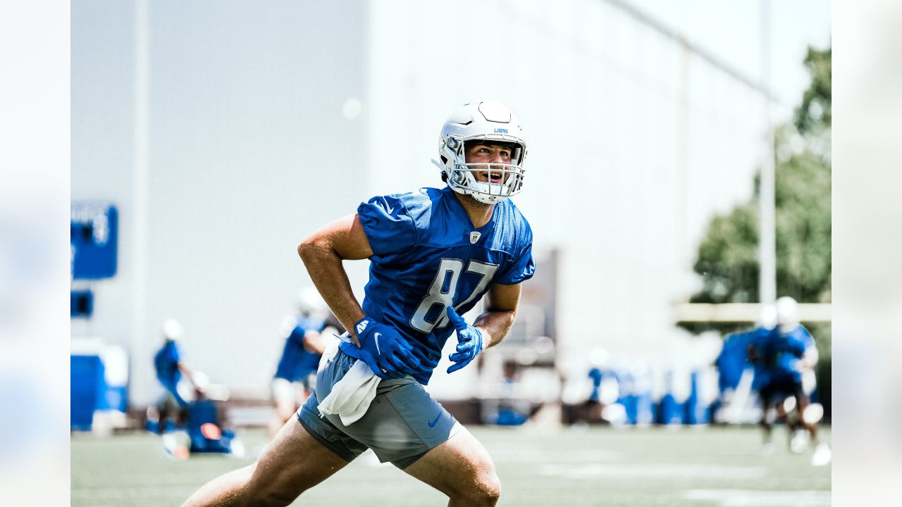 Highland native, Lions tight end Sam LaPorta off to a record start