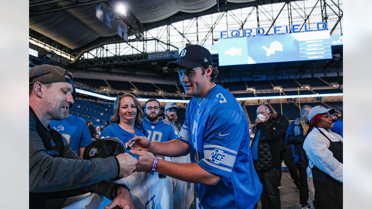 Lions ink deal with Miller Lite for new taproom at Ford Field 