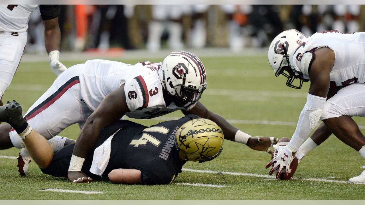 South Carolina defensive tackle Javon Kinlaw grows into 1st-round