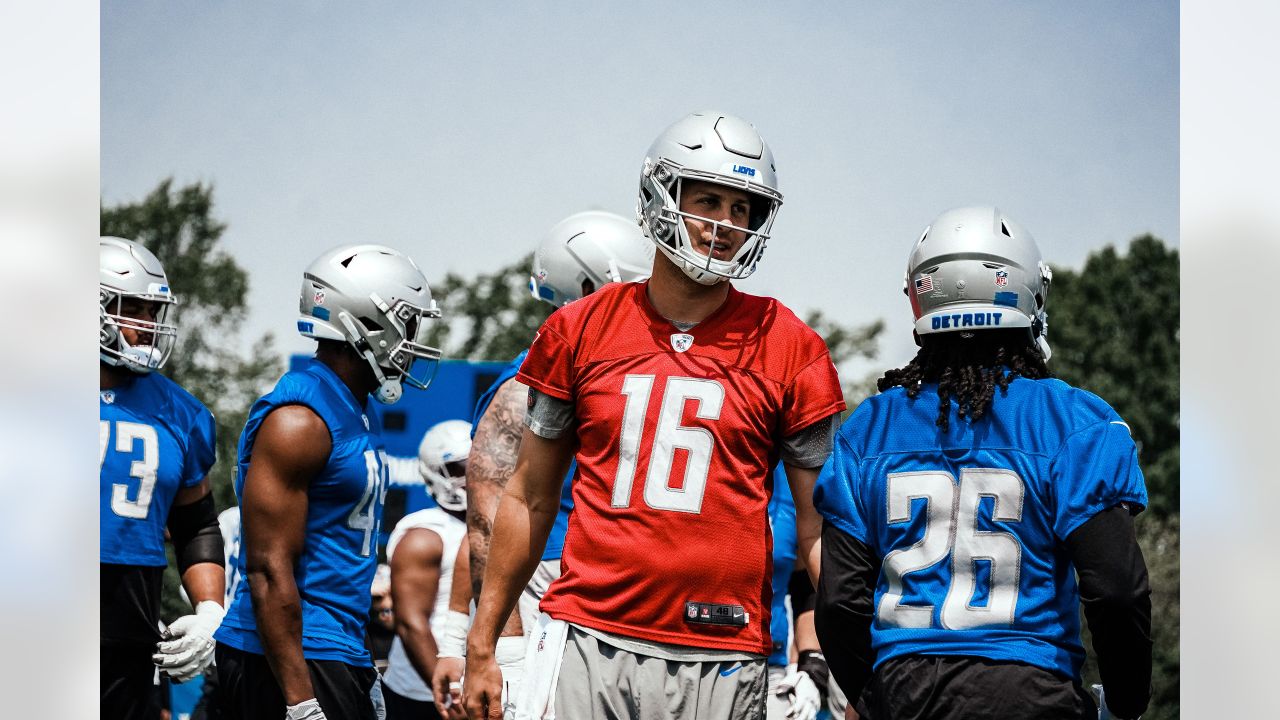 Ford Field is ready for the game tomorrow - New Helmet Uniform Combo : r/ detroitlions