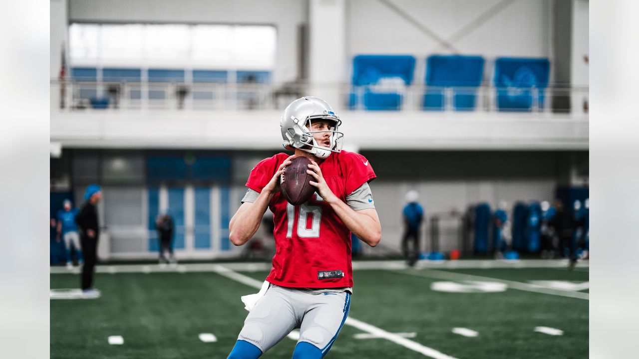 red qb practice jersey