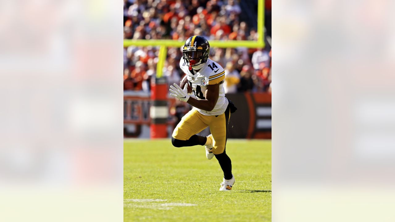 Steelers look to stay hot hosting Lions Sunday