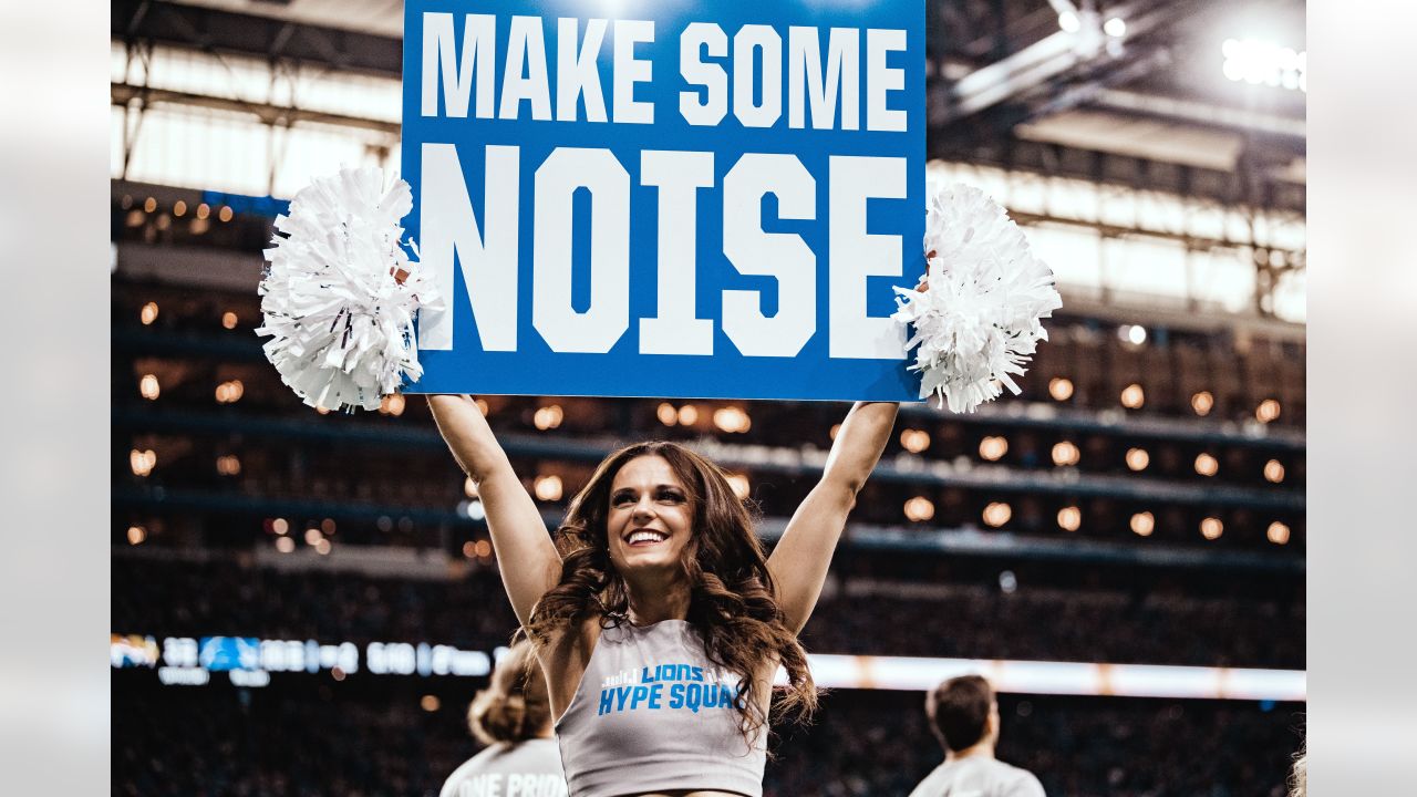 Detroit Lions Hype Squad Flag & Stunt - 12/11/22