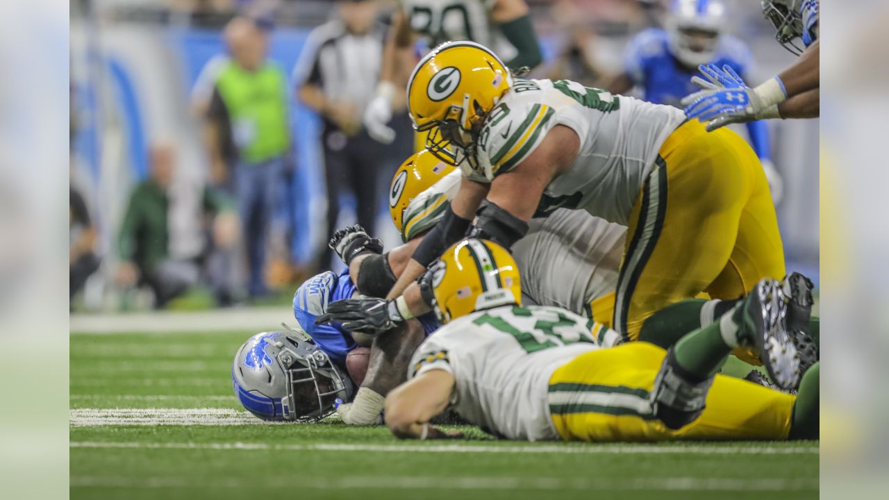 Detroit Lions 17-35 Green Bay Packers: Aaron Jones scores four touchdowns,  three from Aaron Rodgers passes, NFL News