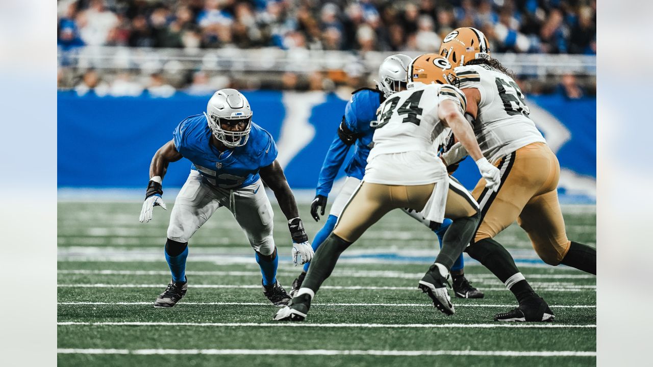 WATCH: Lions DE Charles Harris mic'd up vs. Eagles - Pride Of Detroit