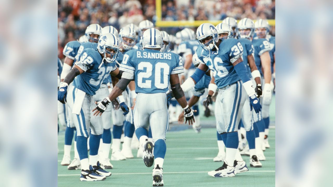 Barry Sanders Detroit Lions Editorial Photo - Image of ball, raiders:  73733731