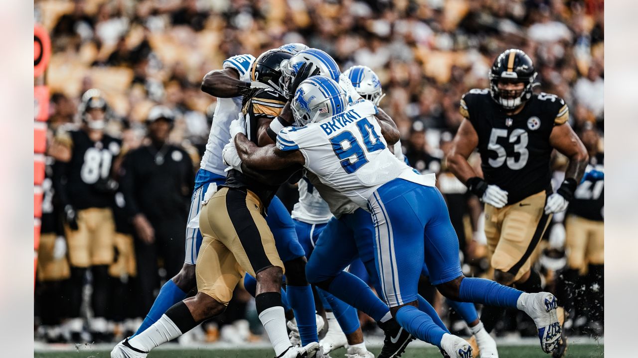 Detroit Lions rookie LB Derrick Barnes stands out in preseason loss to  Pittsburgh Steelers