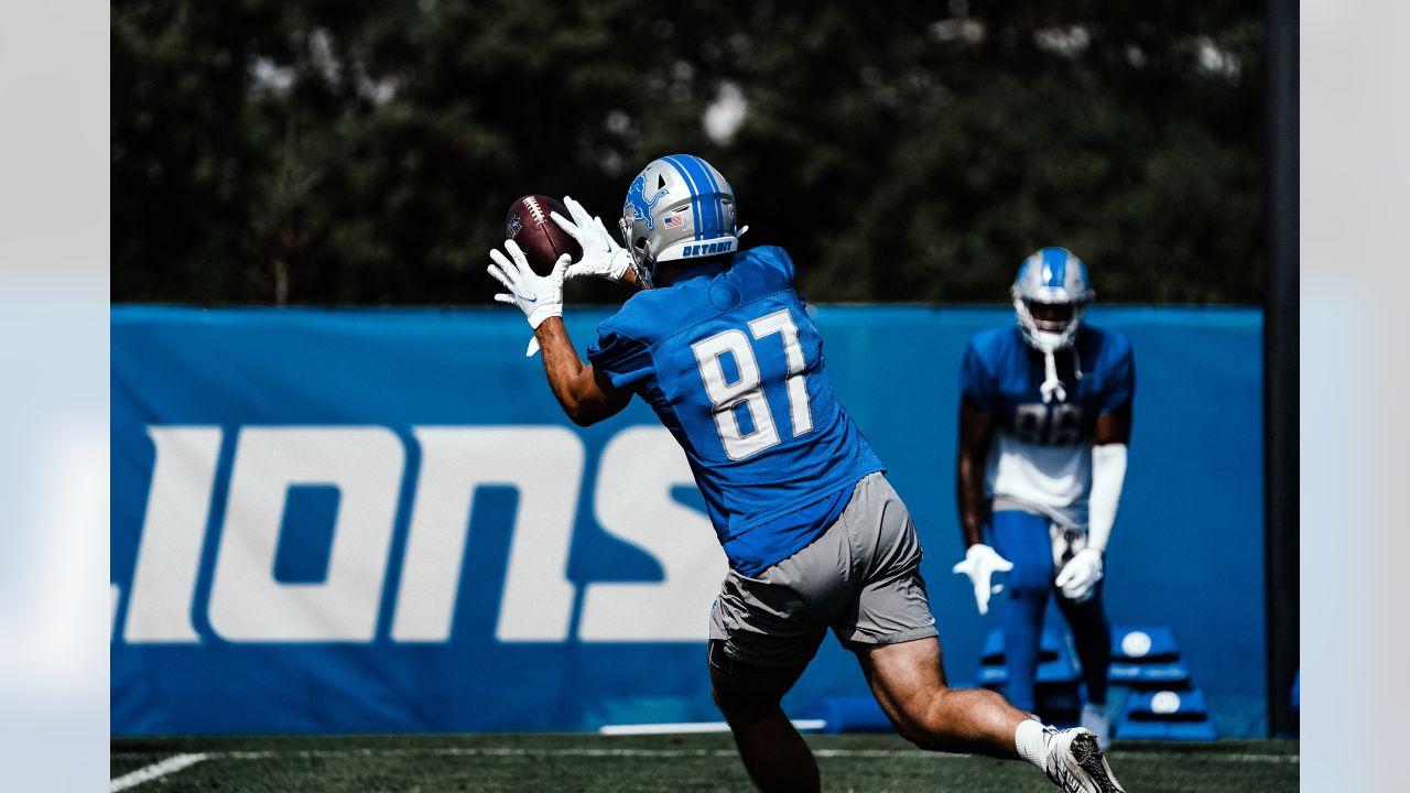 Lions WR Amon-Ra St. Brown to play with steel toe in cleat 