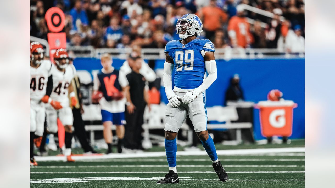 Detroit Lions linebacker Anthony Pittman (57) warms up before an NFL  football game against the Cincinnati Bengals in Detroit, Sunday, Oct. 17,  2021. (AP Photo/Paul Sancya Stock Photo - Alamy