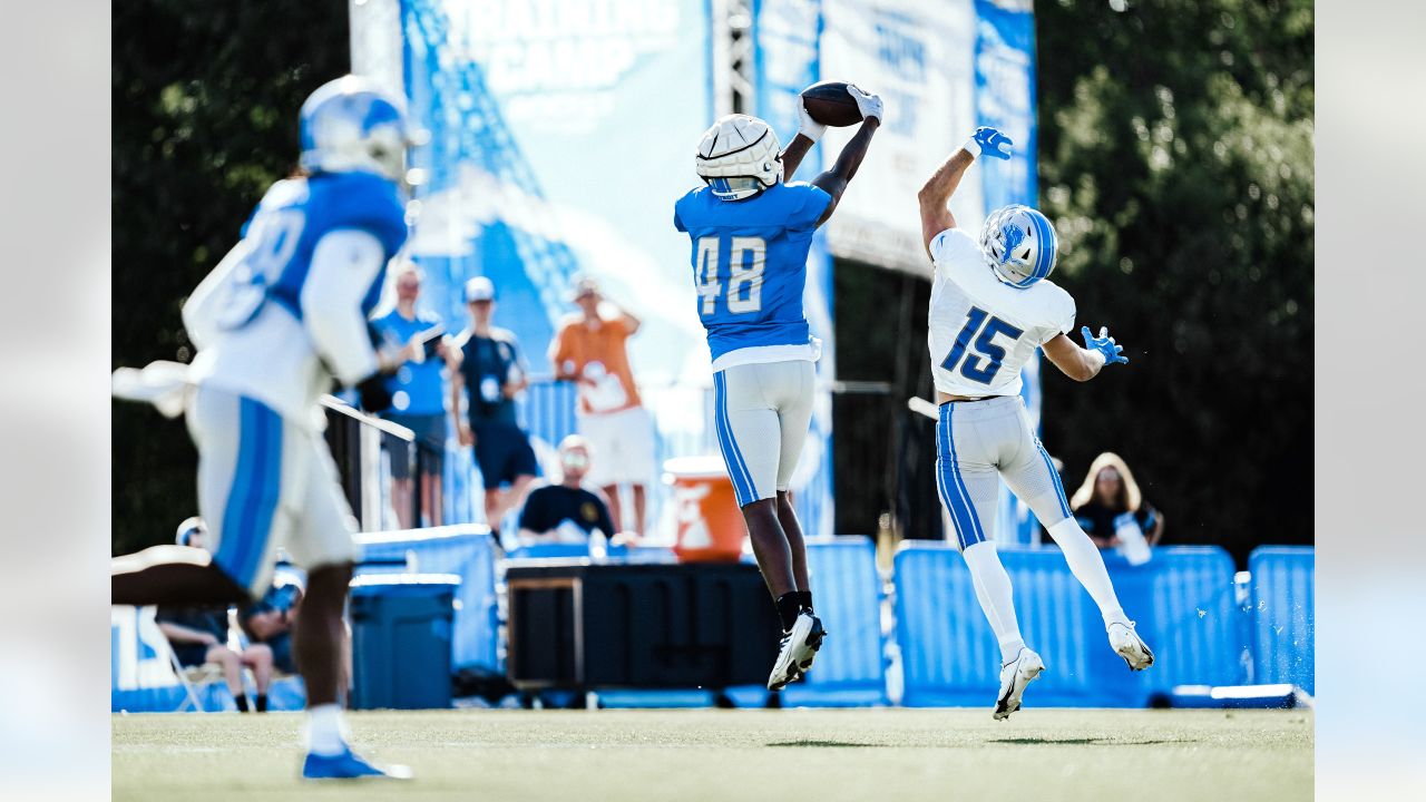 ALLEN PARK, MI - AUGUST 04: Detroit Lions wide receiver Trinity Benson (17)  participates in a passing drill during the Detroit Lions training camp on  August 4, 2022 at the Detroit Lions