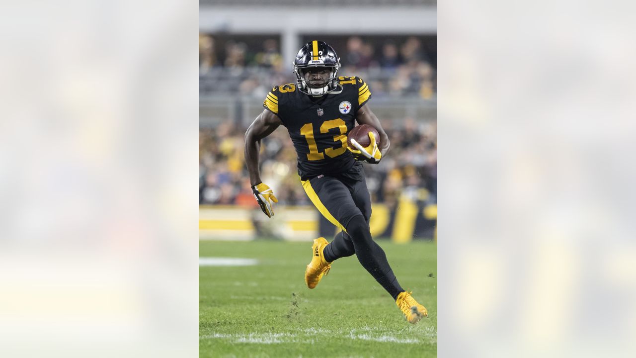 Steelers look to stay hot hosting Lions Sunday