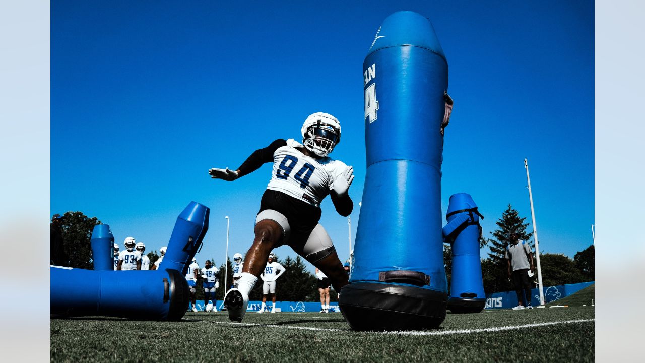 Niyo: Detroit Lions' Dre Bly embraces second chance in second home