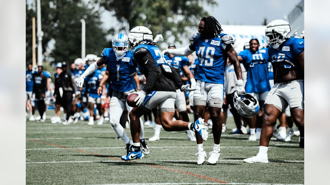 According to Tim Twentyman, T Obinna Eze has made Detroit's practice squad.  : r/detroitlions