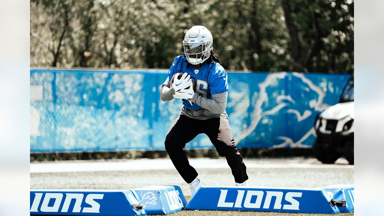 Detroit Lions DL Aidan Hutchinson feeling stronger & more mobile