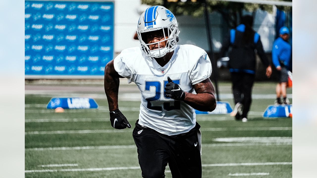 What changed for Detroit Lions rookie DL Aidan Hutchinson between Games 1  and 2