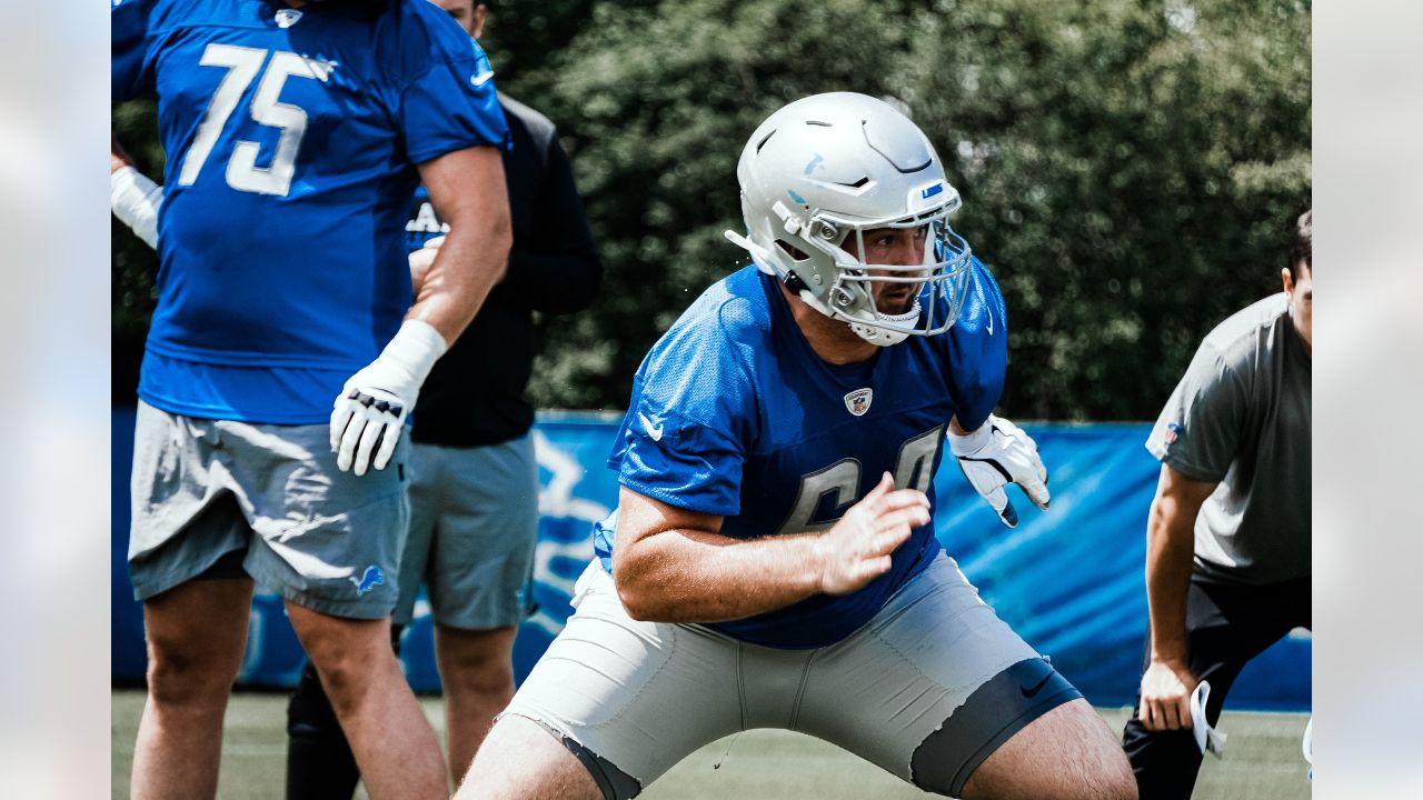 Detroit Lions offensive tackle Obinna Eze runs a drill during an NFL  football practice in Allen Park, Mich., Monday, June 12, 2023. (AP  Photo/Paul Sancya Stock Photo - Alamy