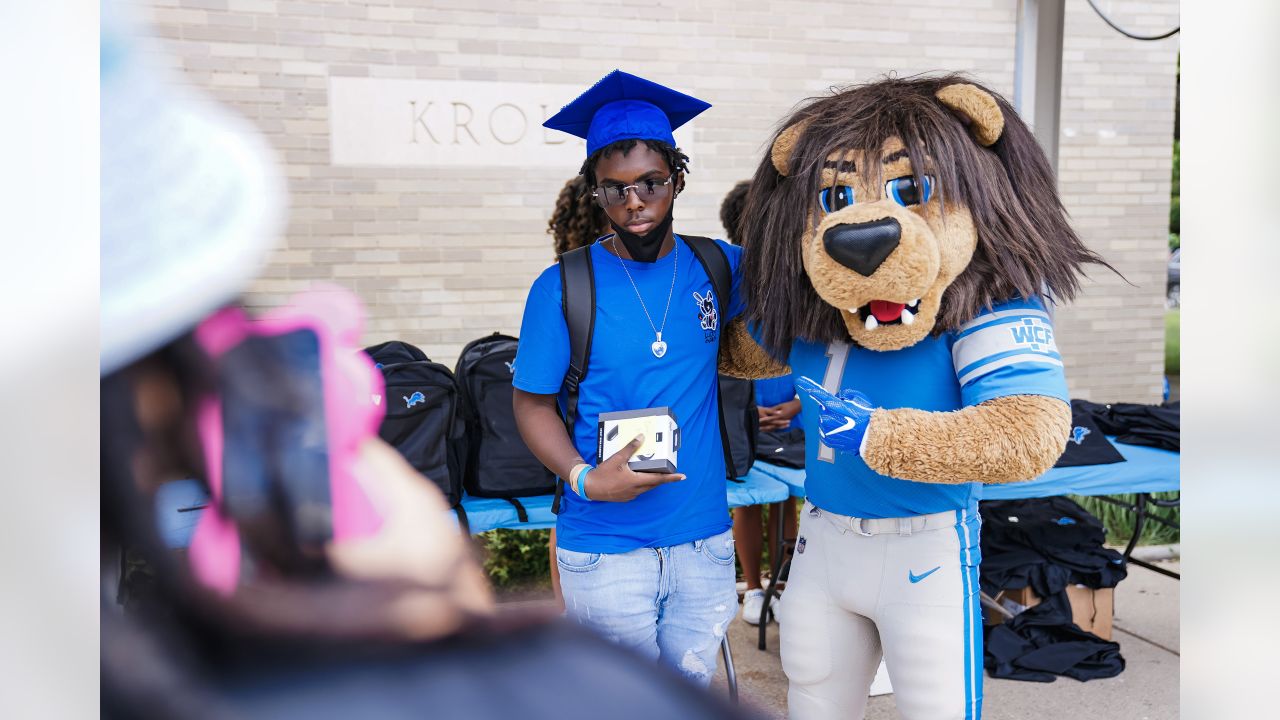 Happy Thanksgiving! Detroit Lions celebrate touchdown in holiday spirit, Video, Watch TV Show